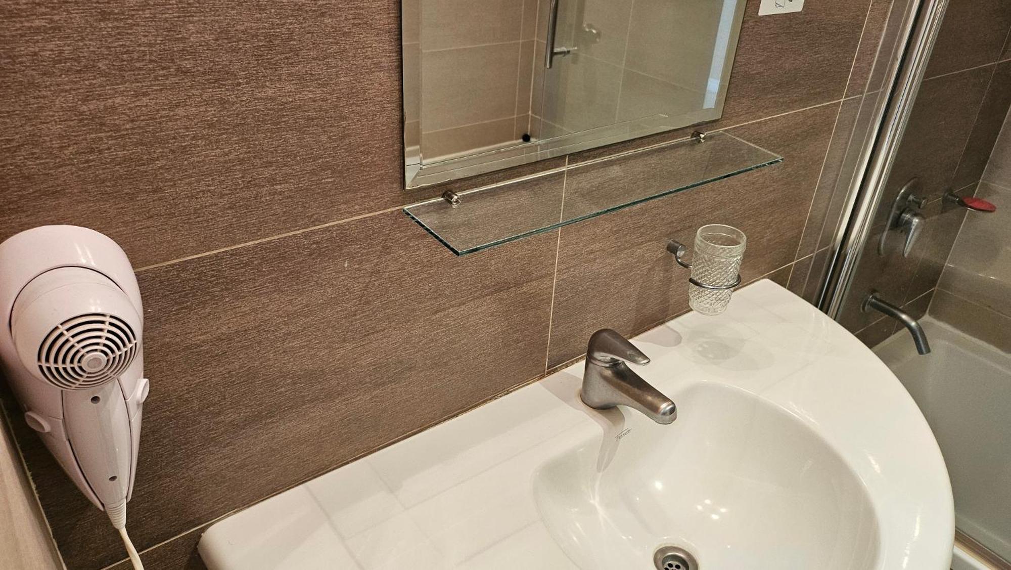 Hotel Novi 3*